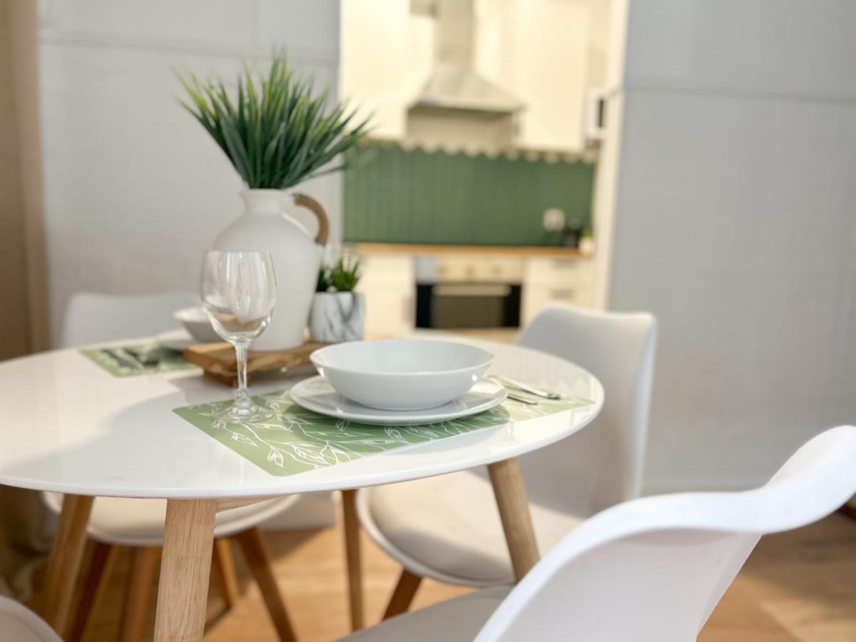 Apartamento Plaza Кастільєха-де-ла-Куеста Екстер'єр фото