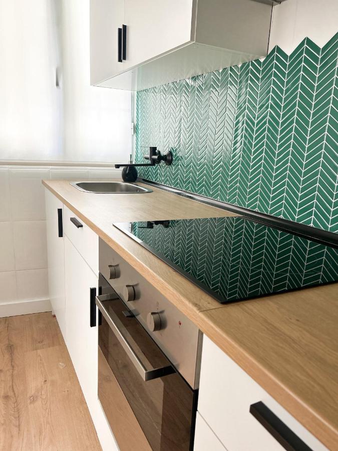 Apartamento Plaza Кастільєха-де-ла-Куеста Екстер'єр фото